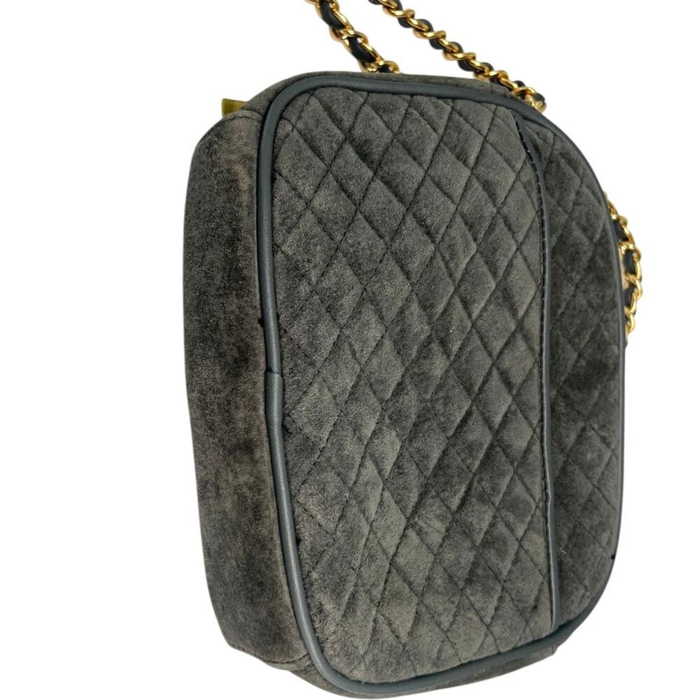 Vintage 90's Newport News Purse Bag Crossbody Grey Suede Quilted Gold Chain Lux - Picture 5 of 14